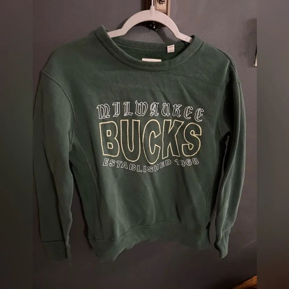 NBA Tailgate Milwaukee Bucks Crewneck Sweatshirt Men's Size Small